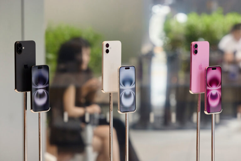 The Best Cell Phones of 2025