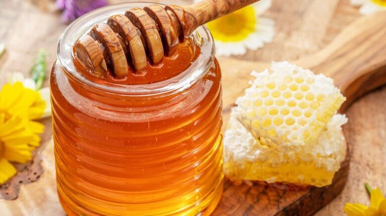 America’s Honey Supply Is Under Pressure. Should We Be Worried?